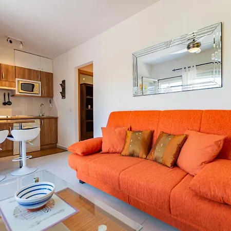 Sunnyapartment Apartament *